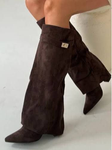 Vera Shark Boots