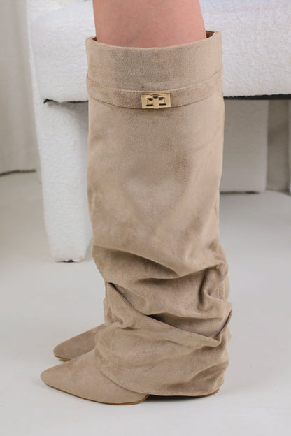 Vera Shark Boots